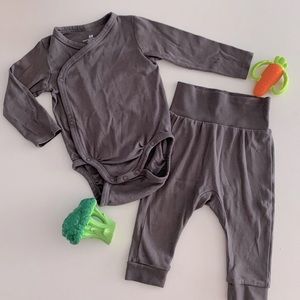 🍄 2/$10 Summer Sale!! H&M matching bodysuit and pants